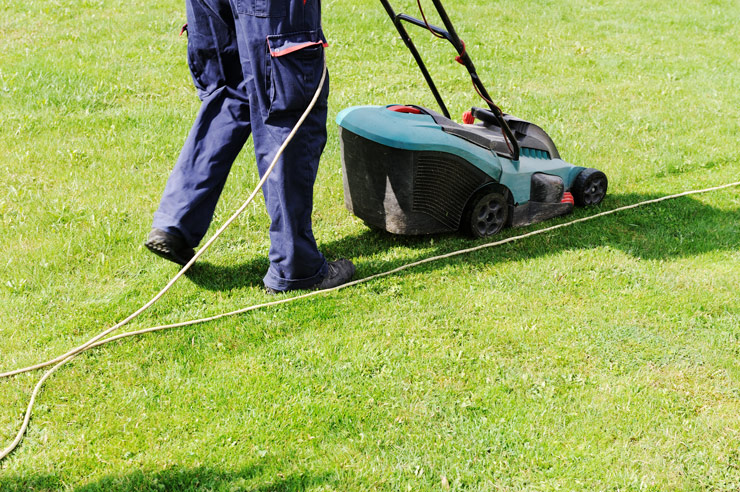 corded electric lawn mower