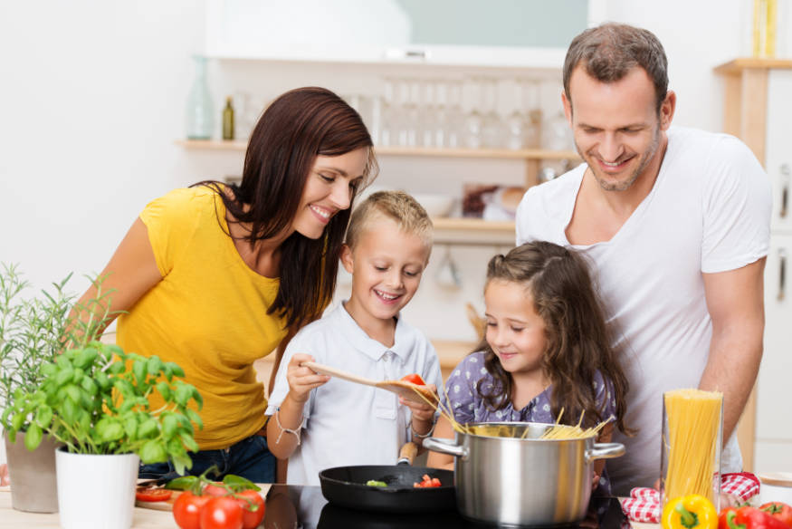 happy family cooking with non toxic cookware