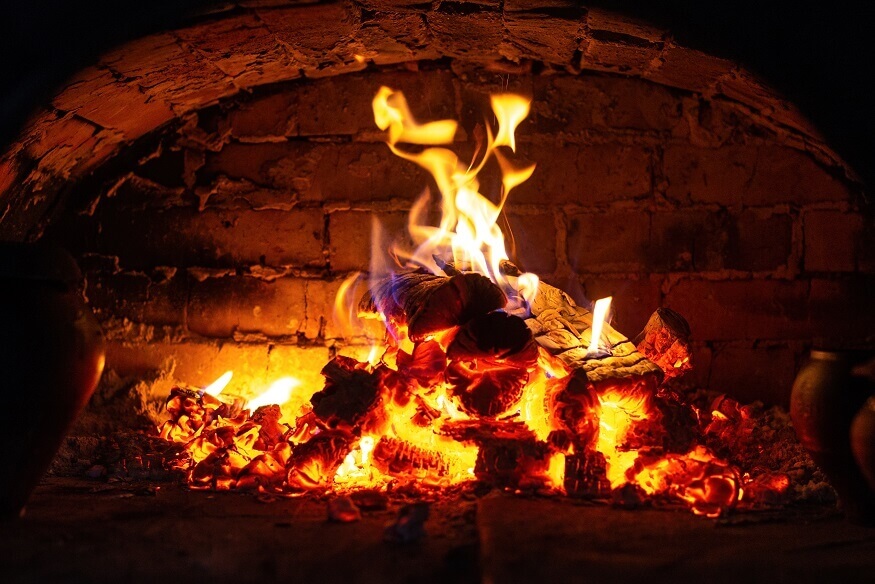 open-hearth fireplace