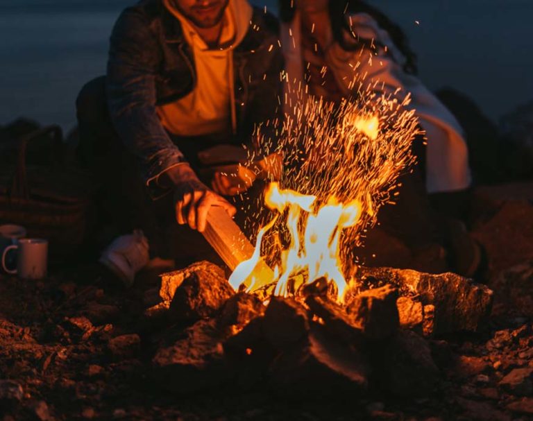 How To Start A Fire In A Fire Pit Essential Home And Garden