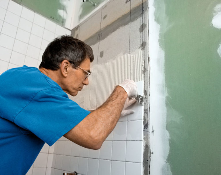 What Size Tiles Should You Use In A Small Bathroom? [Tile Size Chart]