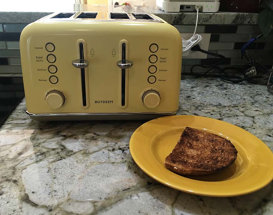 Vintage-Style Buydeem Toaster Review (with Sonia's help!) - The Frugal Girl