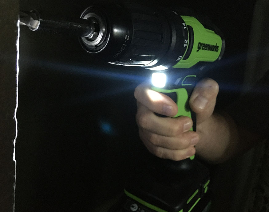 built-in LED light feature of the Greenworks DD24L00 24V Drill/Driver