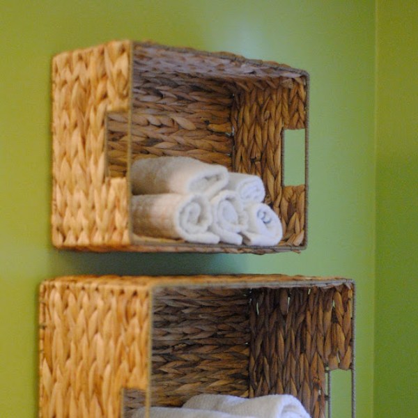 DIY Basket Towel Storage