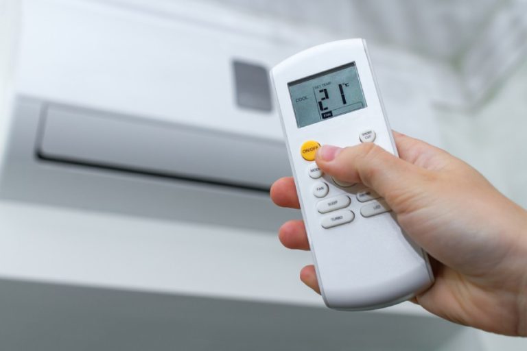Can You Use An Air Conditioner As A Dehumidifier?
