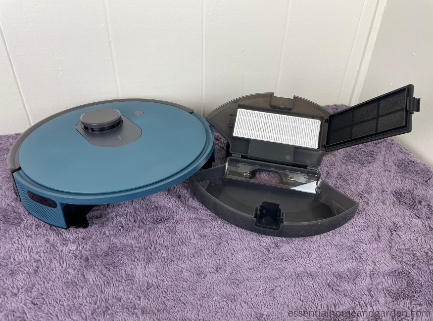OKP L1 Robotic Vacuum Dustbin out and open
